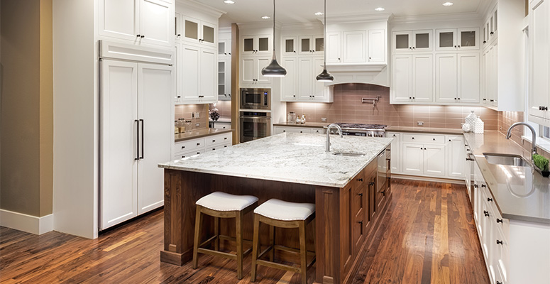 what color hardwood floor with oak cabinets